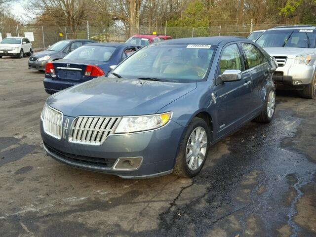 3LNDL2L33CR834483 - 2012 LINCOLN MKZ HYBRID BLUE photo 2