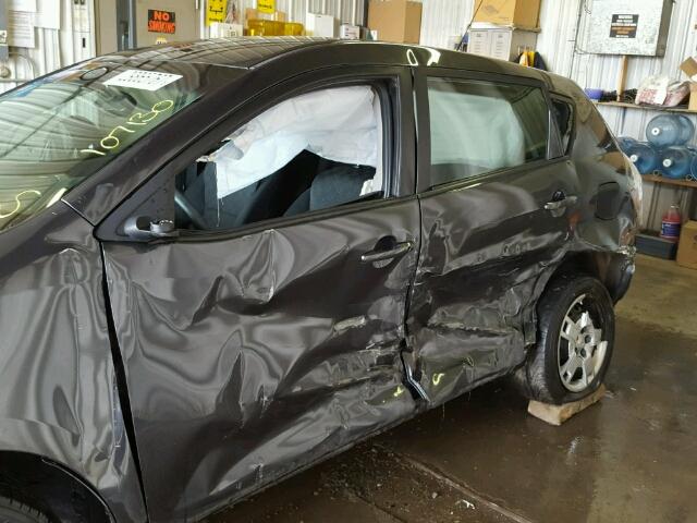 5Y2SP6E0XAZ419597 - 2010 PONTIAC VIBE GRAY photo 9