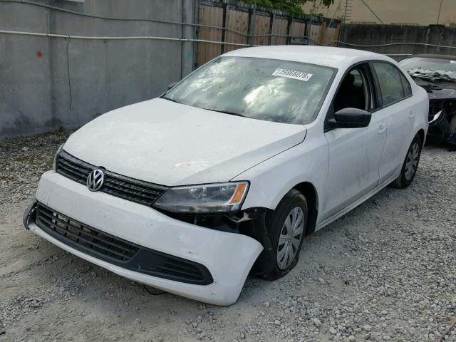 3VW2K7AJ3EM235190 - 2014 VOLKSWAGEN JETTA BASE 白色 照片 2