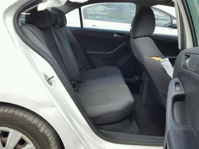 3VW2K7AJ3EM235190 - 2014 VOLKSWAGEN JETTA BASE 白色 照片 6