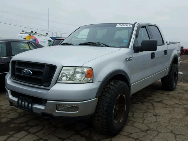 1FTPW14534FA17158 - 2004 FORD F150 SUPER SILVER photo 2