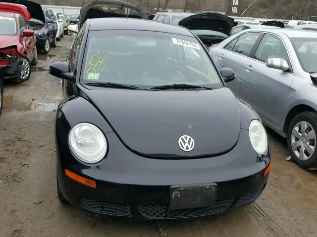3VWPG31C78M526605 - 2008 VOLKSWAGEN NEW BEETLE 黑色 照片 9