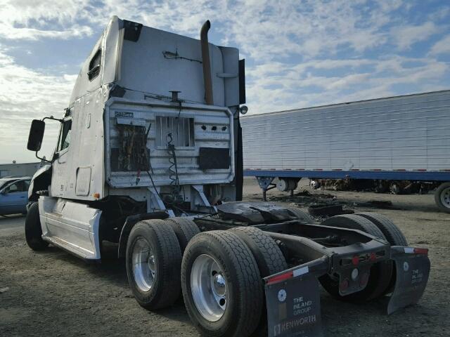 1FUJBBCK4ADAK5576 - 2010 FREIGHTLINER CONVENTION WHITE photo 3