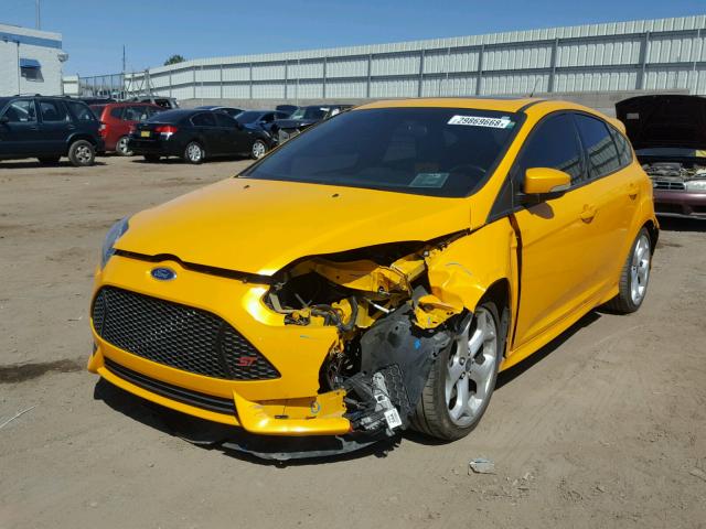 1FADP3L99DL234737 - 2013 FORD FOCUS ST YELLOW photo 2