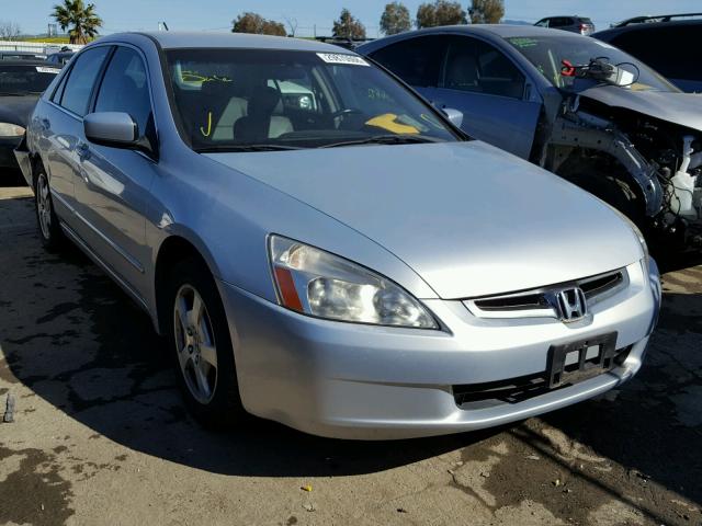 JHMCN36405C006265 - 2005 HONDA ACCORD HYB SILVER photo 1