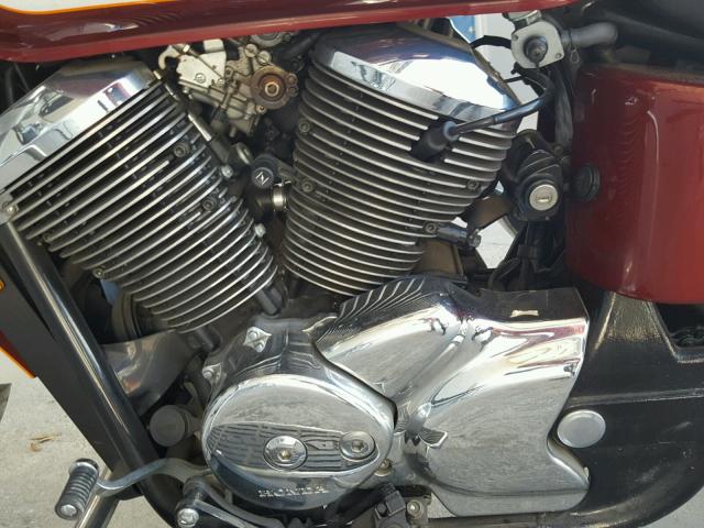 JH2RC44641K502740 - 2001 HONDA VT750 CD2 双色 照片 7