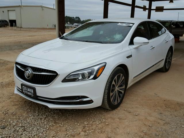 1G4ZP5SS2HU171346 - 2017 BUICK LACROSSE E WHITE photo 2