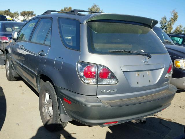 JTJHF10U810192664 - 2001 LEXUS RX 300 TAN photo 3