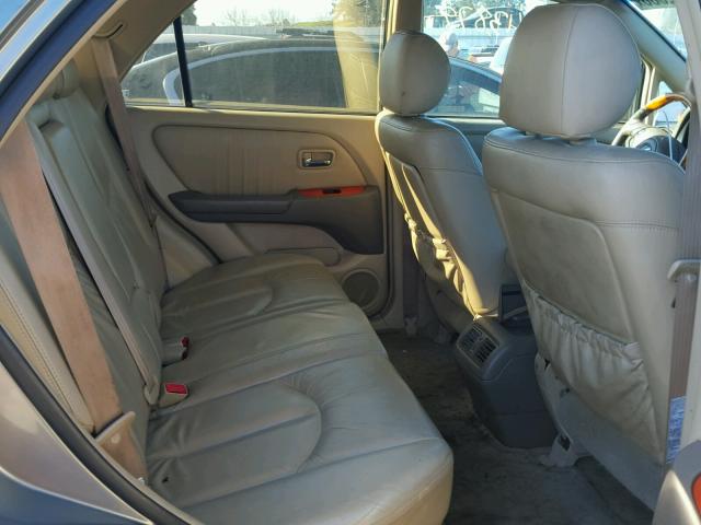 JTJHF10U810192664 - 2001 LEXUS RX 300 TAN photo 6