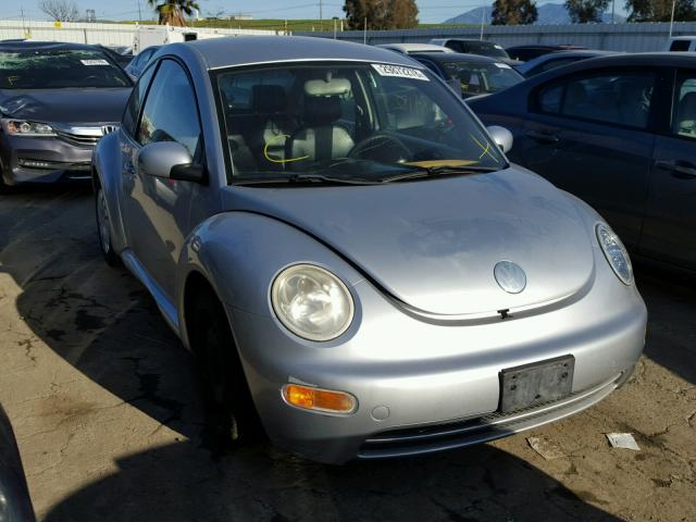 3VWBK31C94M414827 - 2004 VOLKSWAGEN NEW BEETLE SILVER photo 1