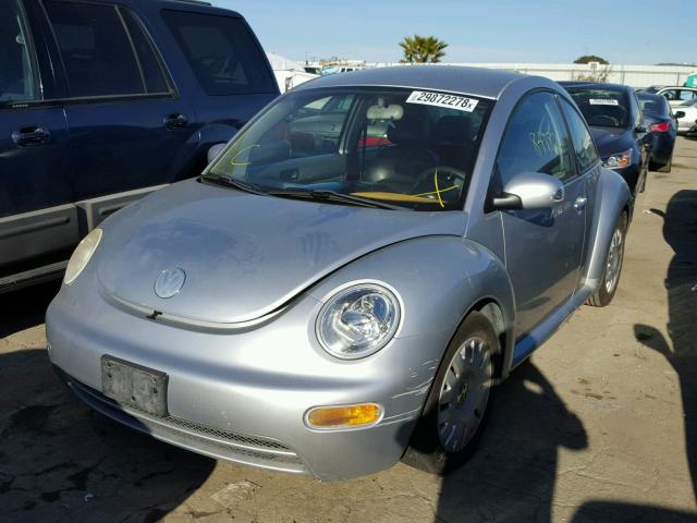 3VWBK31C94M414827 - 2004 VOLKSWAGEN NEW BEETLE SILVER photo 2