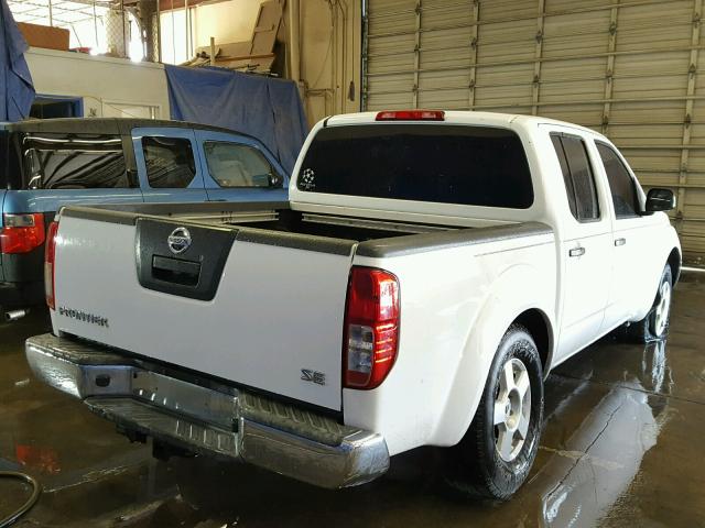 1N6AD07U88C436670 - 2008 NISSAN FRONTIER C WHITE photo 4