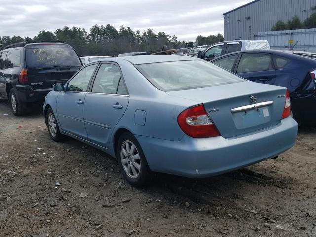 4T1BE30K43U141658 - 2003 TOYOTA CAMRY LE BLUE photo 3