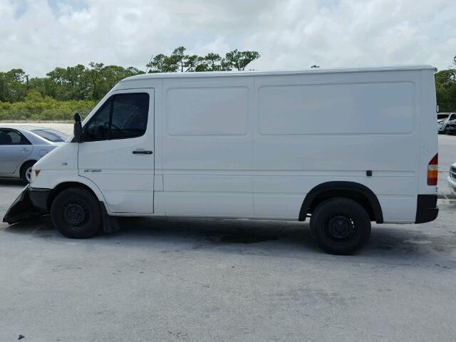 WDYPD644065899512 - 2006 FREIGHTLINER SPRINTER WHITE photo 10