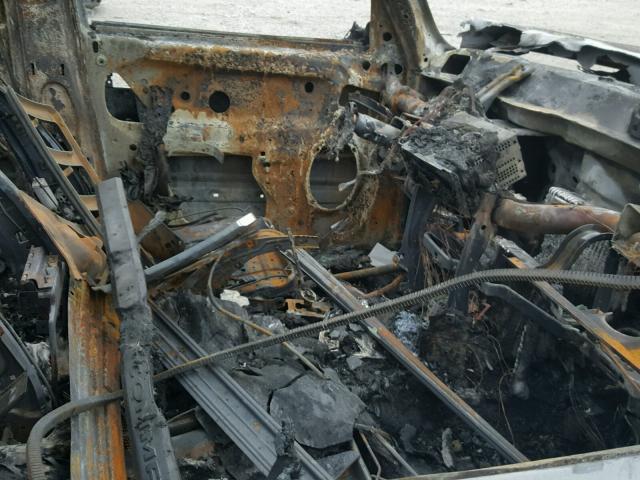1J8HH48N48C163613 - 2008 JEEP COMMANDER BURN photo 5