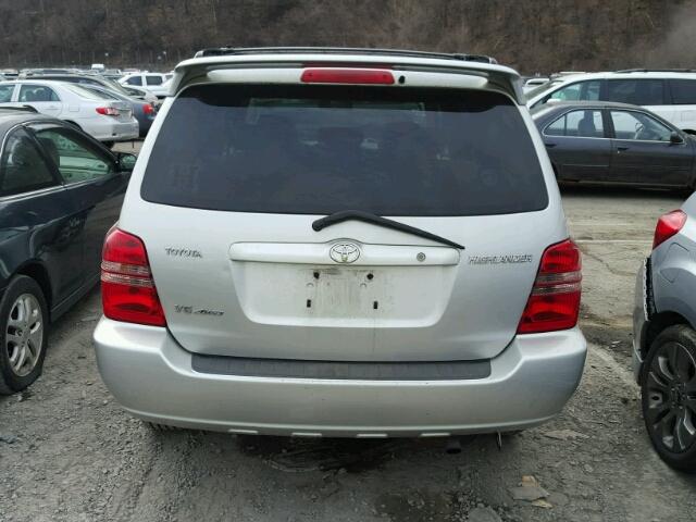 JTEHF21A410007583 - 2001 TOYOTA HIGHLANDER SILVER photo 9