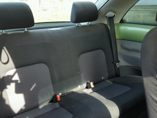 3VWBK31C64M415028 - 2004 VOLKSWAGEN NEW BEETLE 绿色 照片 6