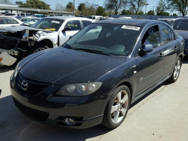 JM1BK323441175623 - 2004 MAZDA 3 S BLACK photo 2