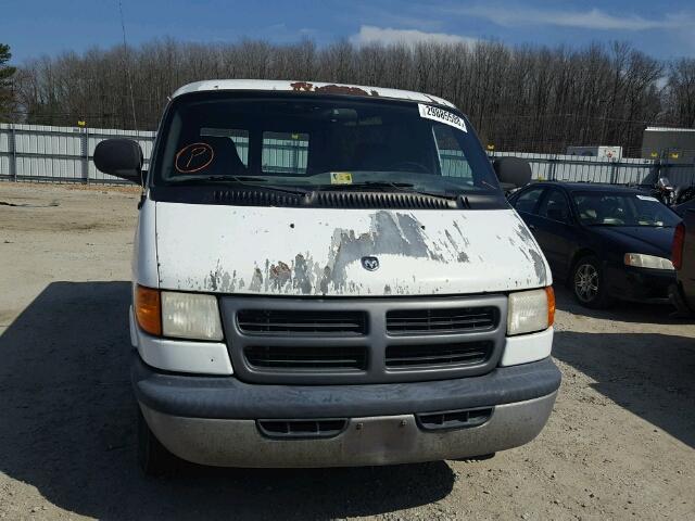 2D7JB21YX3K507611 - 2003 DODGE RAM VAN B2 WHITE photo 9