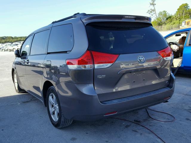 5TDKK3DC0BS153602 - 2011 TOYOTA SIENNA LE GRAY photo 3