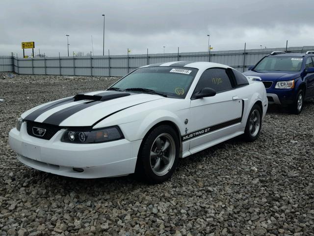 1FAFP42X04F110126 - 2004 FORD MUSTANG GT WHITE photo 2