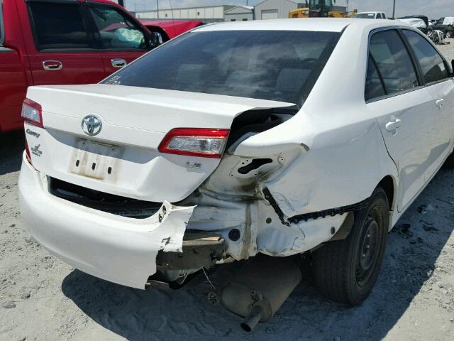 4T1BF1FK5CU534576 - 2012 TOYOTA CAMRY/SE/L WHITE photo 9