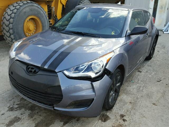 KMHTC6AD3GU292945 - 2016 HYUNDAI VELOSTER B GRAY photo 2