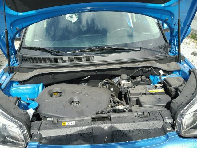 KNDJP3A59G7407456 - 2016 KIA SOUL + BLUE photo 7