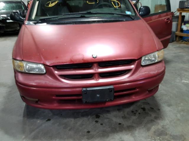 1B4GP54R1TB340361 - 1996 DODGE GRAND CARA RED photo 9