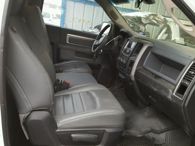 3C6LR4ATXDG520623 - 2013 RAM 2500 ST WHITE photo 5