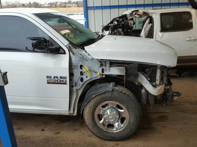 3C6LR4ATXDG520623 - 2013 RAM 2500 ST WHITE photo 9