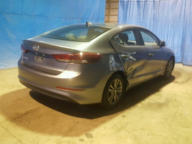 5NPD84LF2JH244903 - 2018 HYUNDAI ELANTRA SE GRAY photo 4