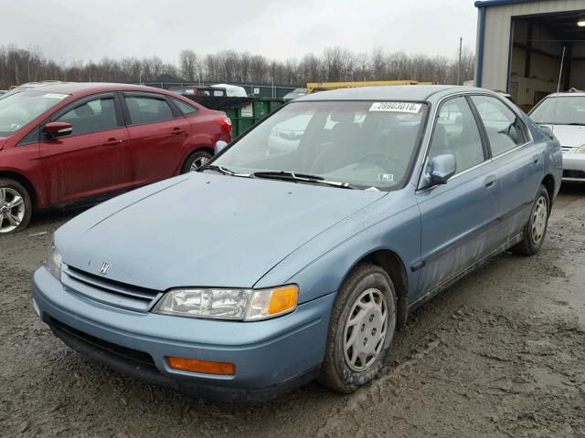 1HGCD5634RA143719 - 1994 HONDA ACCORD LX BLUE photo 2