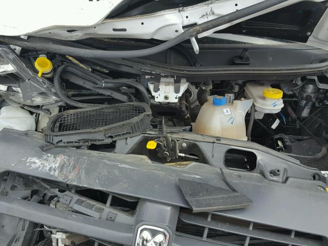 3C6TRVAG7HE528205 - 2017 RAM PROMASTER 白色 照片 7