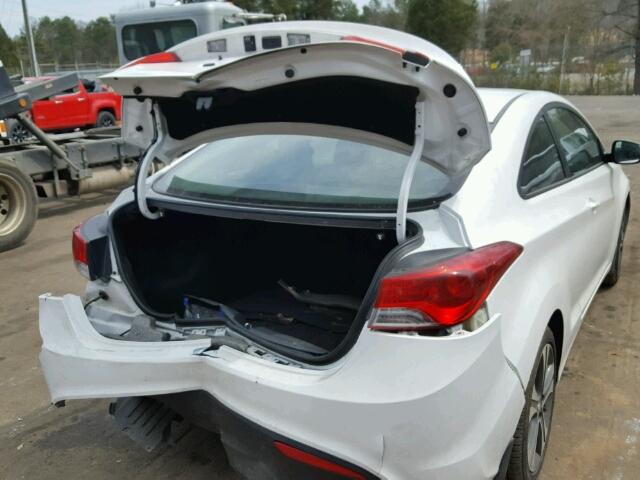 KMHDH6AE2DU011454 - 2013 HYUNDAI ELANTRA CO WHITE photo 9