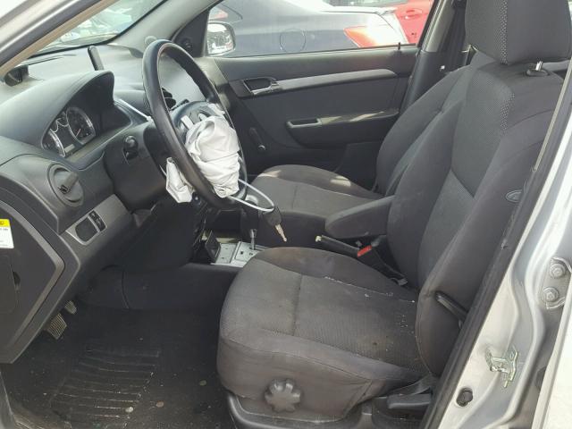 KL1TD5DE5AB069932 - 2010 CHEVROLET AVEO LS SILVER photo 5