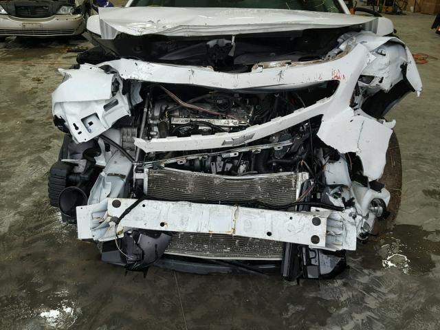 1G1ZC5E16BF335186 - 2011 CHEVROLET MALIBU 1LT 白色 照片 9