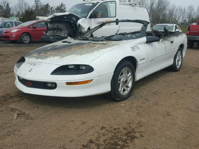 2G1FP32S9R2186065 - 1994 CHEVROLET CAMARO WHITE photo 2