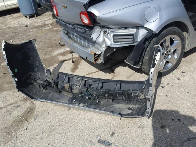 1G1ZH57B79F225555 - 2009 CHEVROLET MALIBU 1LT SILVER photo 9