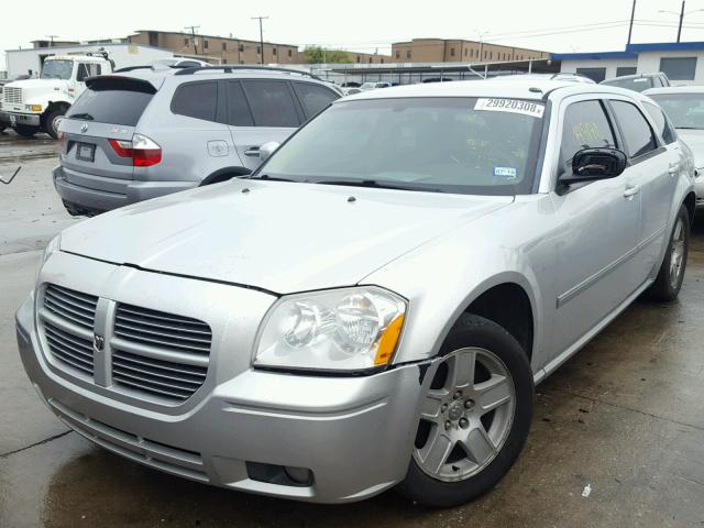 2D4FV47V87H800252 - 2007 DODGE MAGNUM SXT SILVER photo 2