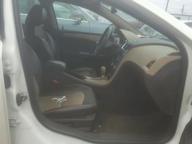 1G1ZE5E71AF300231 - 2010 CHEVROLET MALIBU LTZ 白色 照片 5