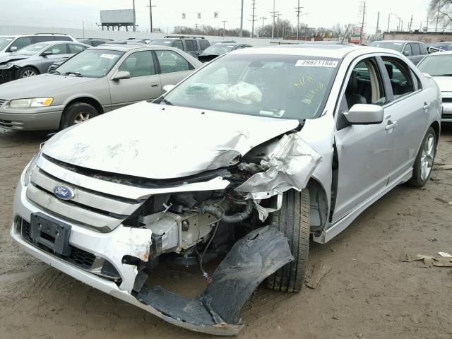 3FAHP0KC2BR284505 - 2011 FORD FUSION SPO SILVER photo 2