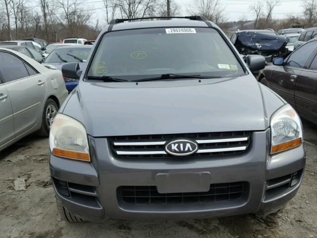 KNDJF723587459594 - 2008 KIA SPORTAGE E GRAY photo 9