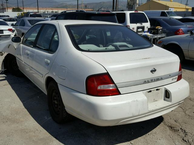 1N4DL01D81C200558 - 2001 NISSAN ALTIMA XE WHITE photo 3