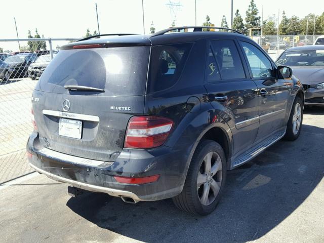 4JGBB25E39A505567 - 2009 MERCEDES-BENZ ML BLACK photo 4