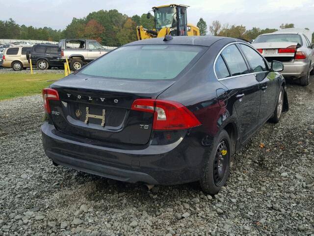 YV1622FS5C2137558 - 2012 VOLVO S60 T5 BLACK photo 4