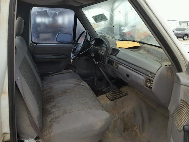 1FTDF15Y5SLA70115 - 1995 FORD F150 WHITE photo 5