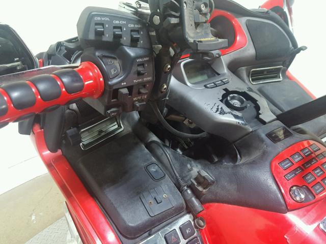 1HFSC47084A302381 - 2004 HONDA GL1800 RED photo 14