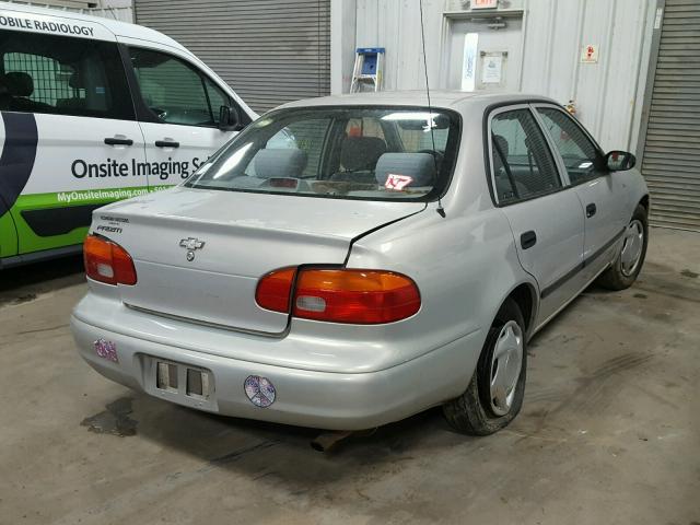 1Y1SK52822Z417214 - 2002 CHEVROLET GEO PRIZM 银色 照片 4