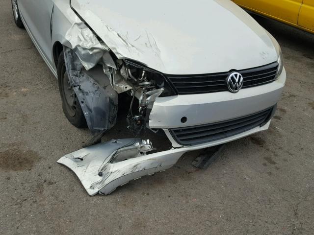 3VW2K7AJ1CM329677 - 2012 VOLKSWAGEN JETTA BASE 米色 照片 9